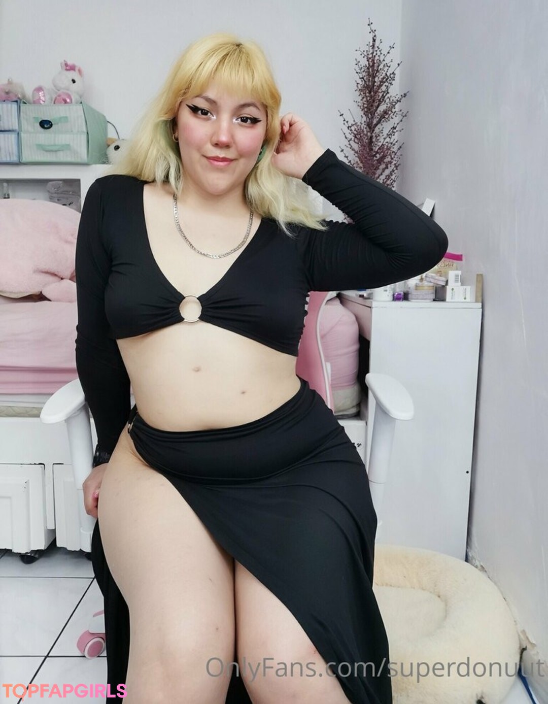 Photo nue de fuite OnlyFans de Superdonutfree #57 Photo nue de fuite OnlyFans de Superdonutfree #57
