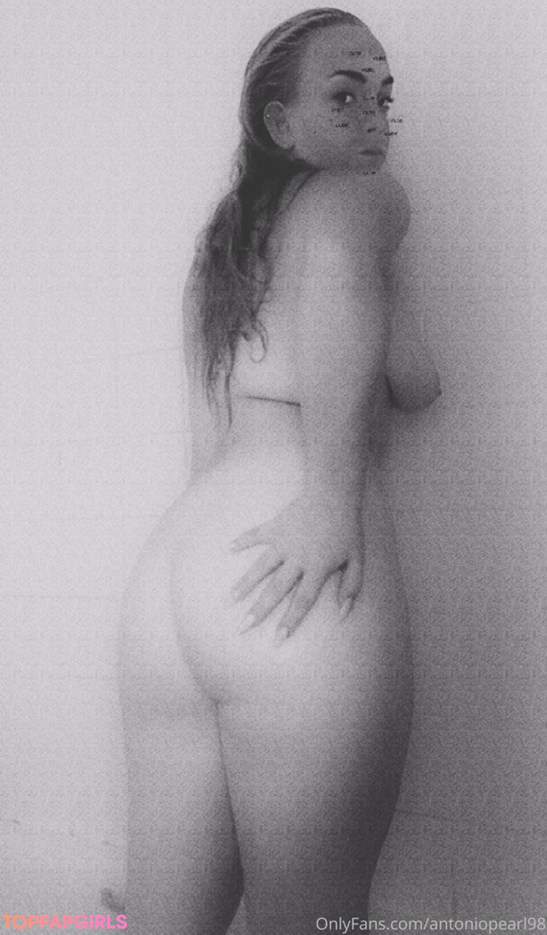 Photo nue de fuite OnlyFans de Antoniopearl98 #4 Photo nue de fuite OnlyFans de Antoniopearl98 #4