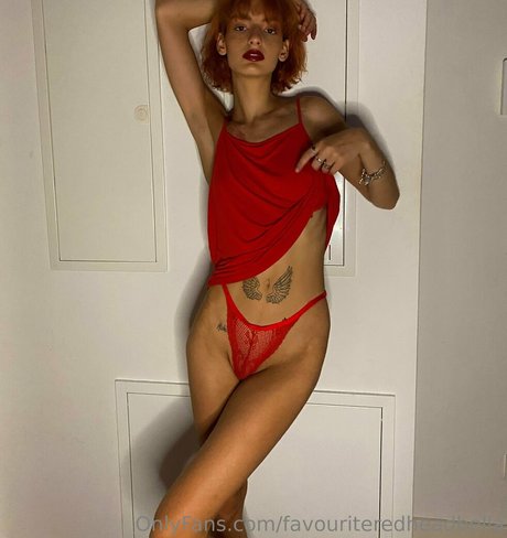 Favouriteredheadbella