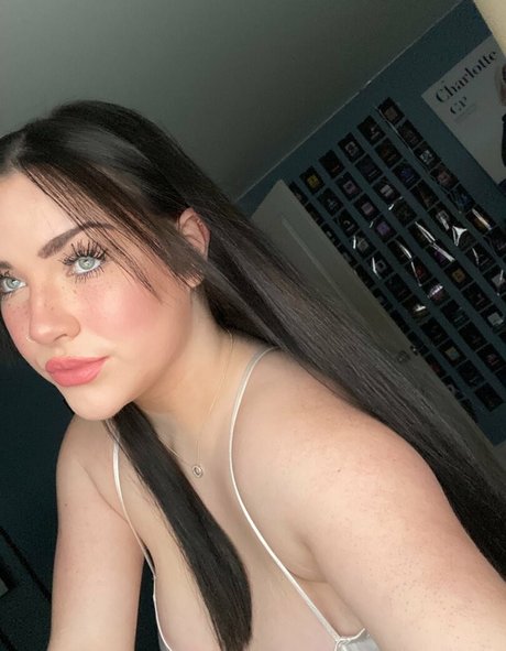 Photo nue de fuite OnlyFans de Kenzie A