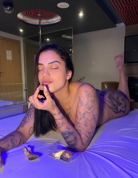 Photo nue de fuite OnlyFans de Amanda Souza