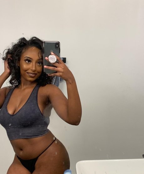 Photo nue de fuite OnlyFans de Missusblu