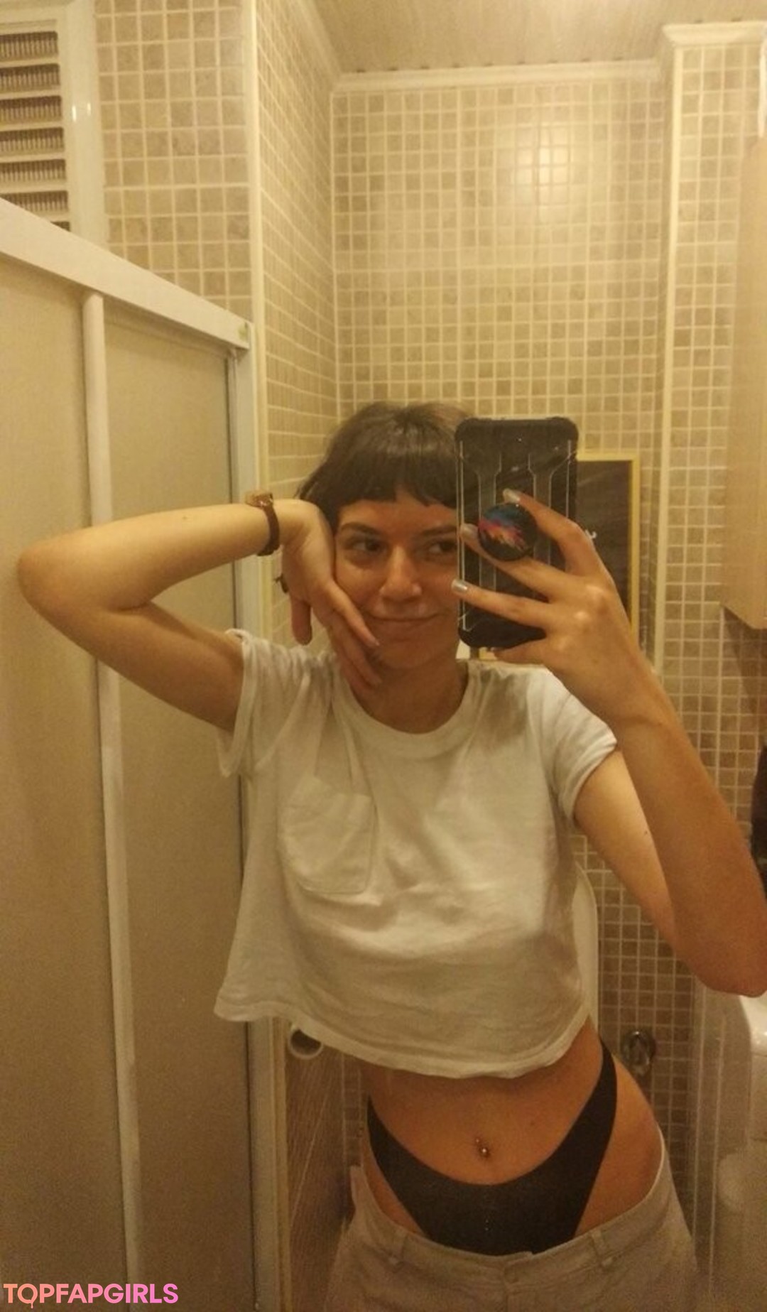 Photo nue de fuite OnlyFans de Busra Cabuk #11 Photo nue de fuite OnlyFans de Busra Cabuk #11