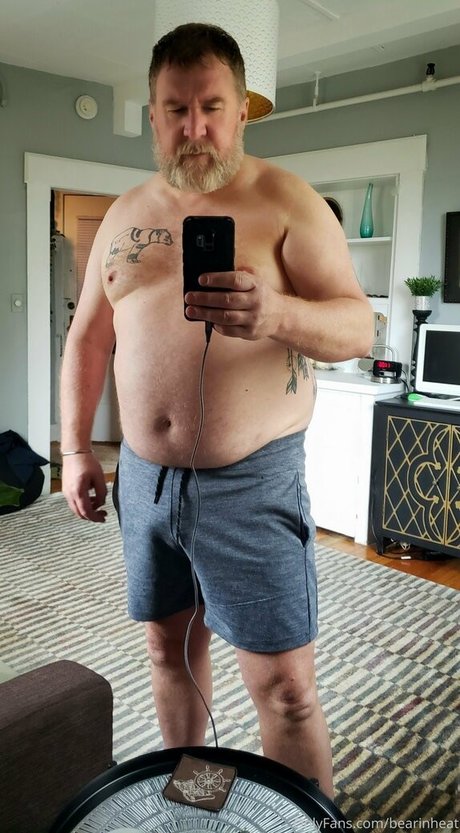 Photo nue de fuite OnlyFans de Bearinheat