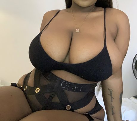 Photo nue de fuite OnlyFans de Effyflamelondon