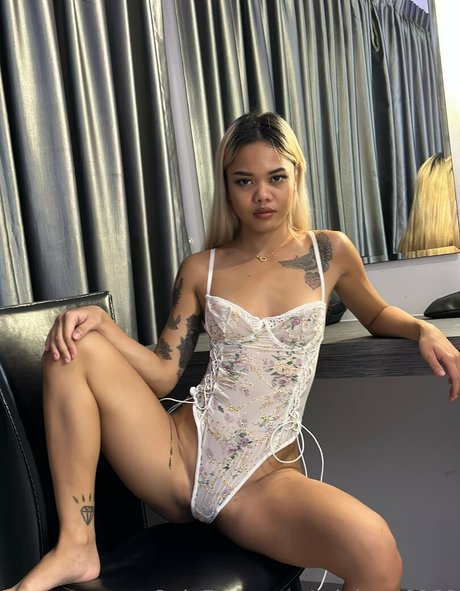 Photo nue de fuite OnlyFans de Mialong6969