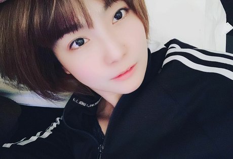 Ayame_apricot