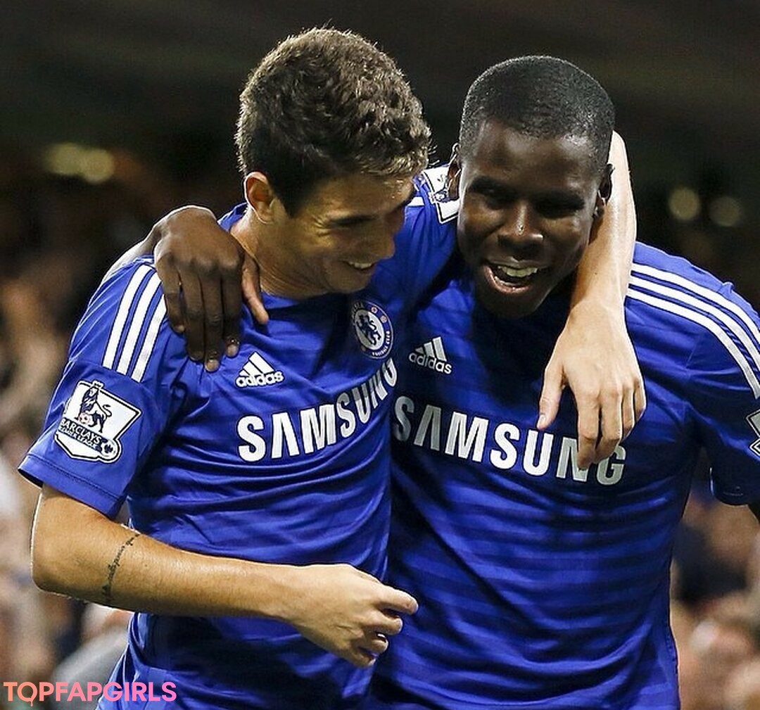 Photo nue de fuite OnlyFans de Sophieroseofficialblue #308 Photo nue de fuite OnlyFans de Sophieroseofficialblue #308