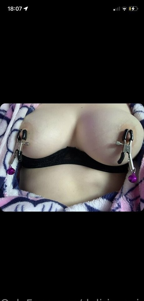 Photo nue de fuite OnlyFans de Deliriousvirgo