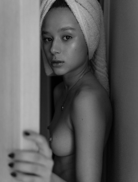 Photo nue de fuite OnlyFans de Yourlulu