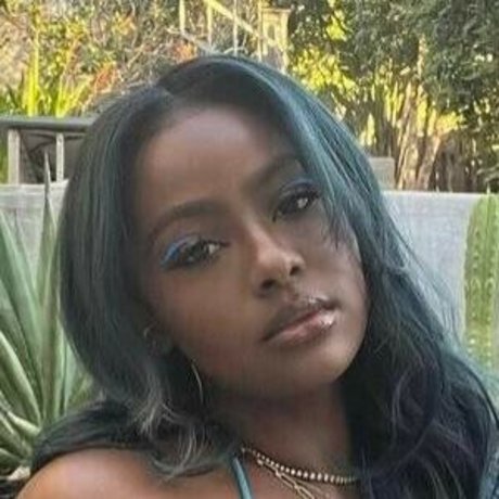 Photo nue de fuite OnlyFans de Justine Skye
