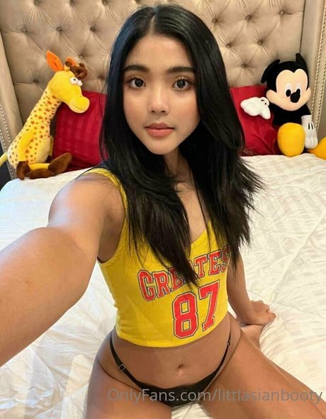 Photo nue de fuite OnlyFans de Littlasianbooty