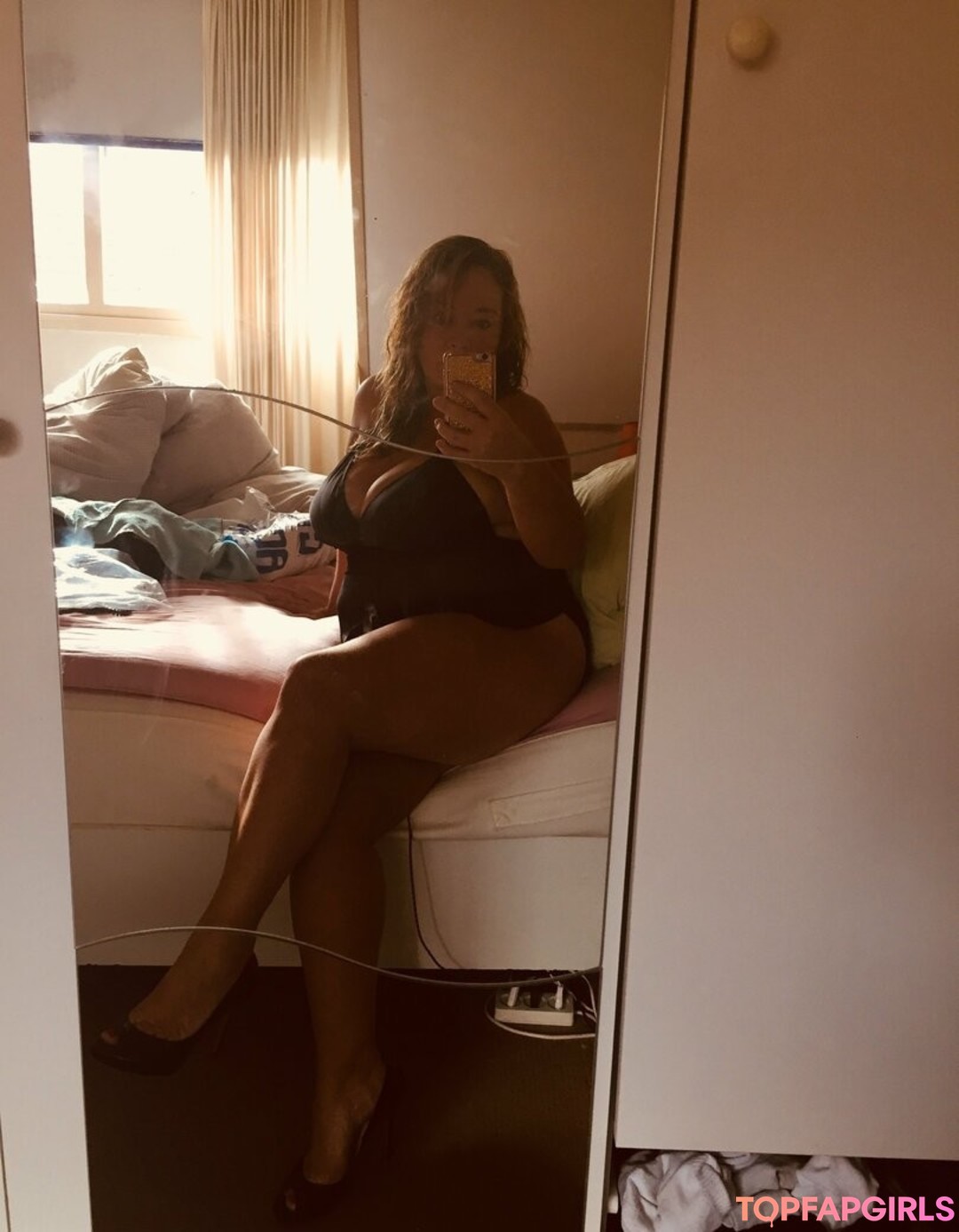 Photo nue de fuite OnlyFans de Dutchcurvesinheels #6 Photo nue de fuite OnlyFans de Dutchcurvesinheels #6