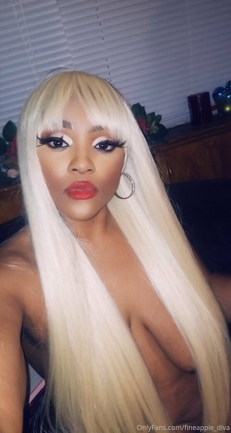 Photo nue de fuite OnlyFans de Fineapplediva