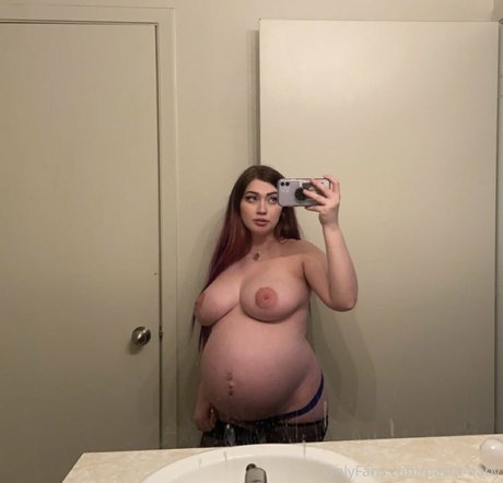 Photo nue de fuite OnlyFans de Pastababy