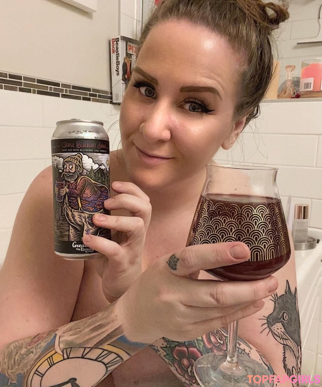 Photo nue de fuite OnlyFans de Karabobeera #2 Photo nue de fuite OnlyFans de Karabobeera #2