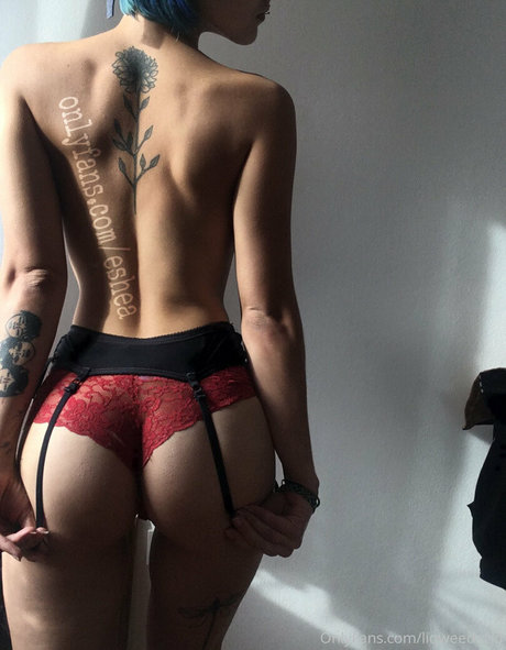 Photo nue de fuite OnlyFans de Liqweedacid