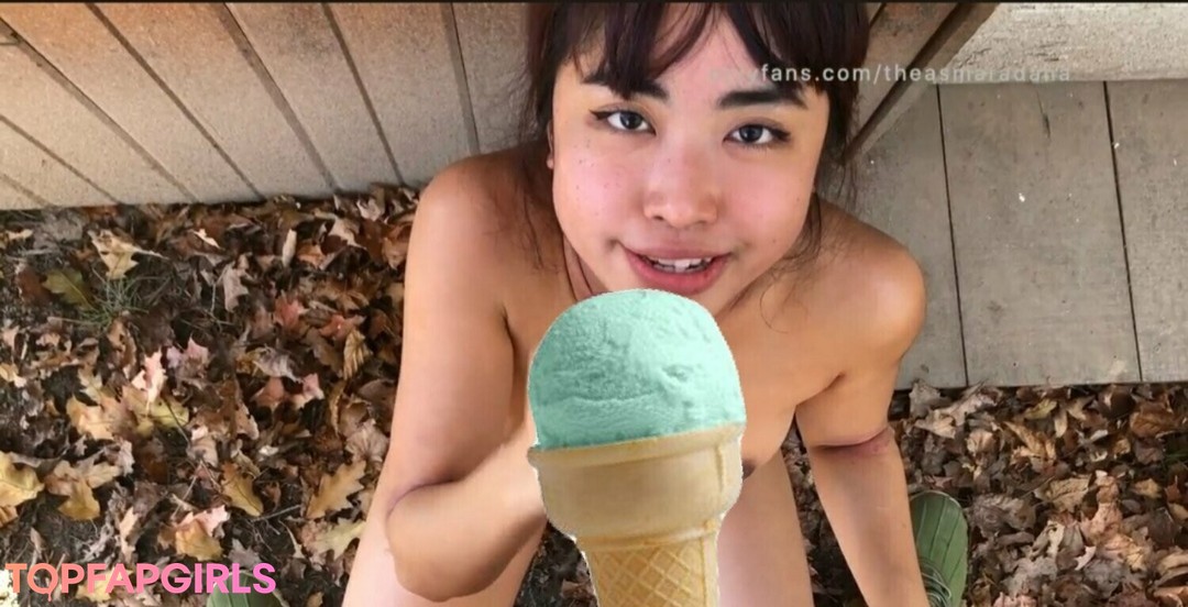 Photo nue de fuite OnlyFans de Asmaradanafree #37 Photo nue de fuite OnlyFans de Asmaradanafree #37