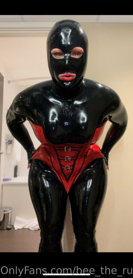 Bee_the_rubber_doll