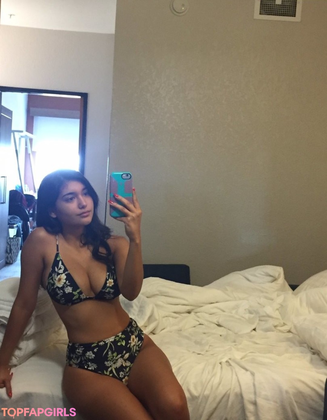 Photo nue de fuite OnlyFans de Chloe Medina #14 Photo nue de fuite OnlyFans de Chloe Medina #14