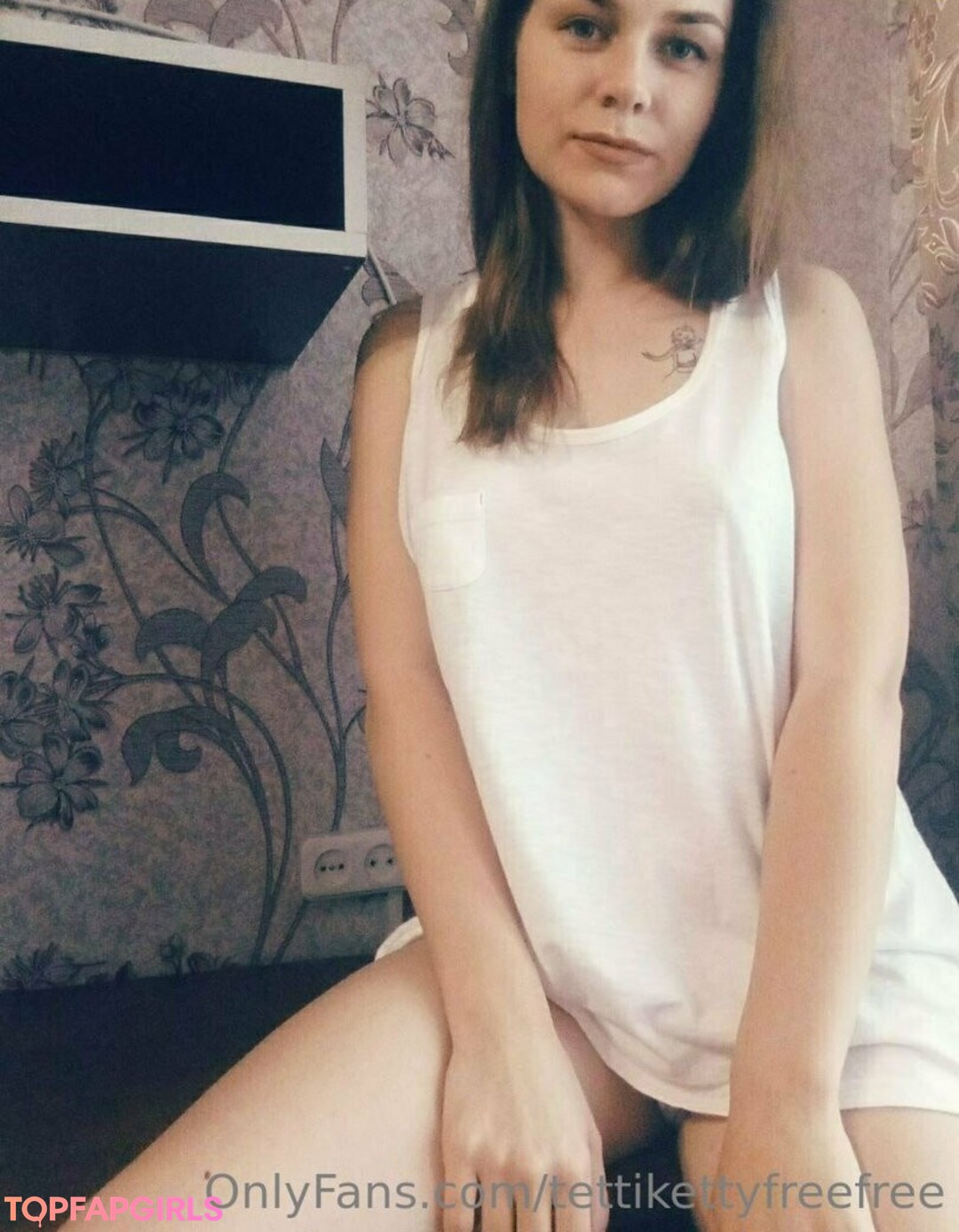 Photo nue de fuite OnlyFans de Tettikettyfreefree #14 Photo nue de fuite OnlyFans de Tettikettyfreefree #14