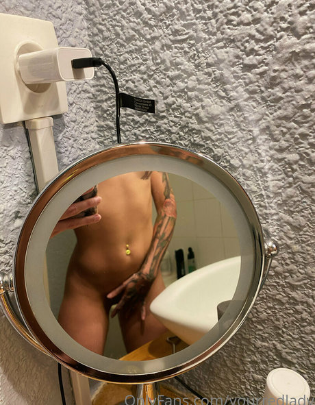 Photo nue de fuite OnlyFans de Yourredlady