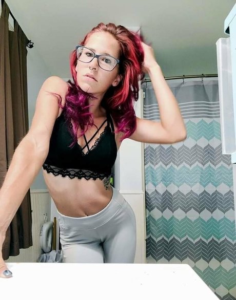 Photo nue de fuite OnlyFans de Bellaenchantressfree
