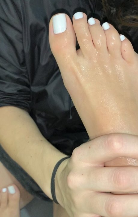 Photo nue de fuite OnlyFans de Caliupefeet